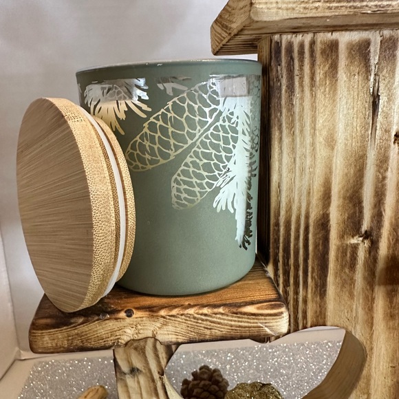 PINE NEEDLE & SEA SALT / FRESH PINE & SEA SALT, SCENT UNLEASHED LLC - Picture 3 of 7